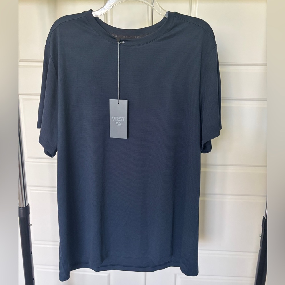 VRST Men's XL Slate Heather Dri Fit Tee New With Tags - performance material.